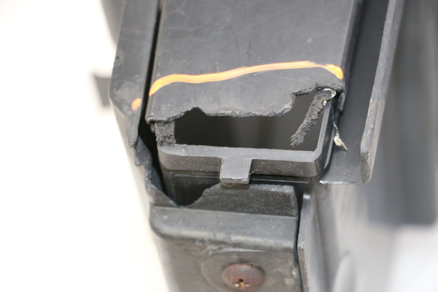 photo de ACHTERWIELBEUGEL SUZUKI SV S 650 (2003 - 2009) - Technische close-up