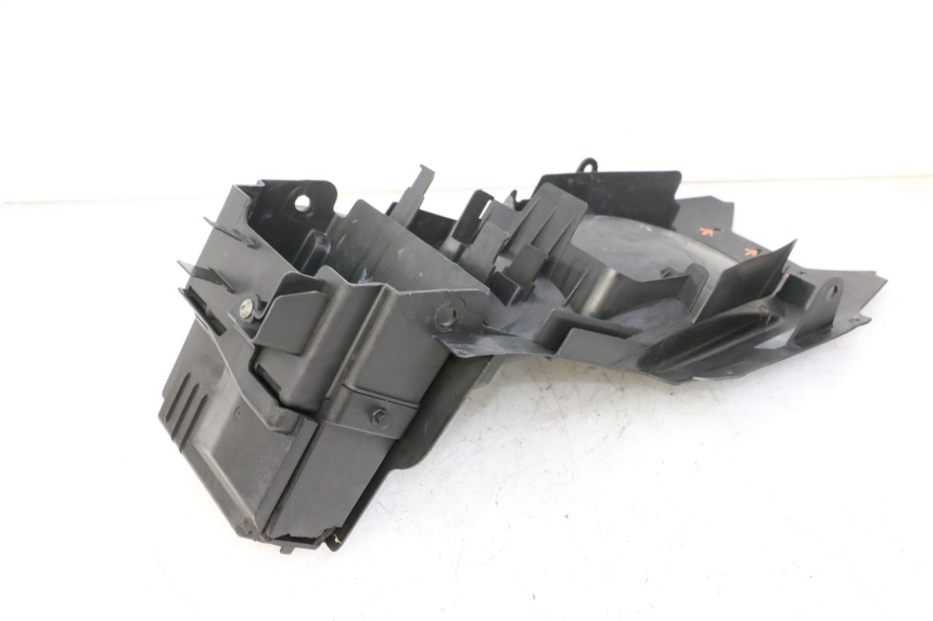 photo de ACHTERWIELBEUGEL SUZUKI SV S 650 (2003 - 2009) - Markeringen en referenties