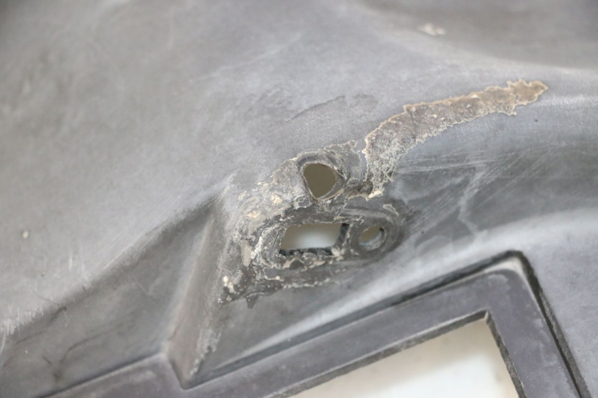 photo de ACHTERWIELBEUGEL PEUGEOT TKR TREKKER FURIOUS 50 (2005 - 2014) - Detail van het onderdeel