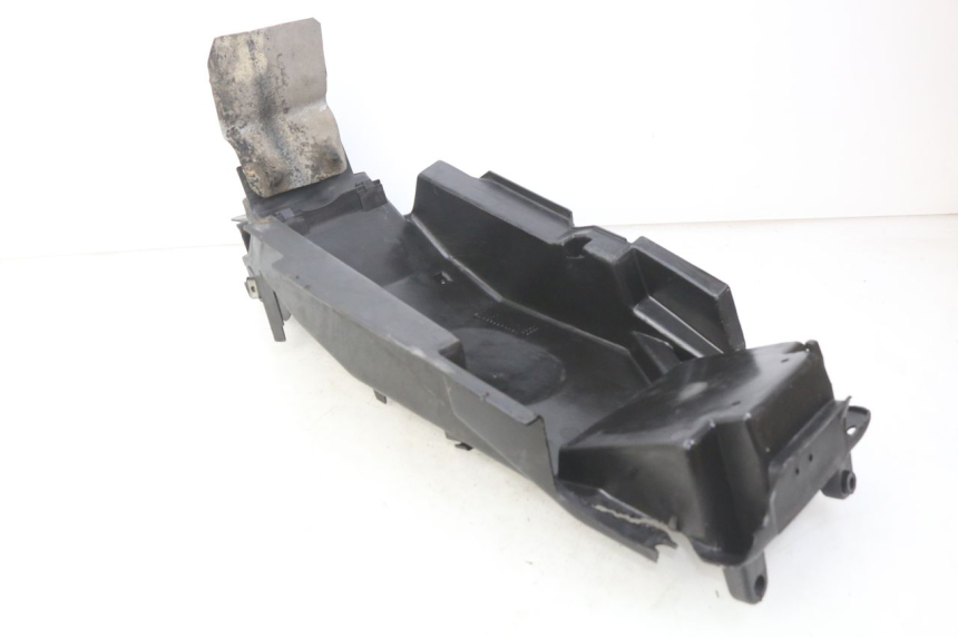 photo de ACHTERWIELBEHUIZING HONDA VFR FI RC46 800 (1998 - 2001) - Zoom op gebruiksstaat