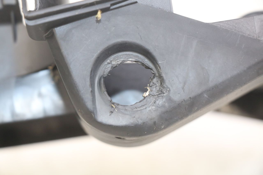 photo de ACHTERWIELBEUGEL HONDA VISION NSC R 50 (2013 - 2015) - Andere kijkhoek