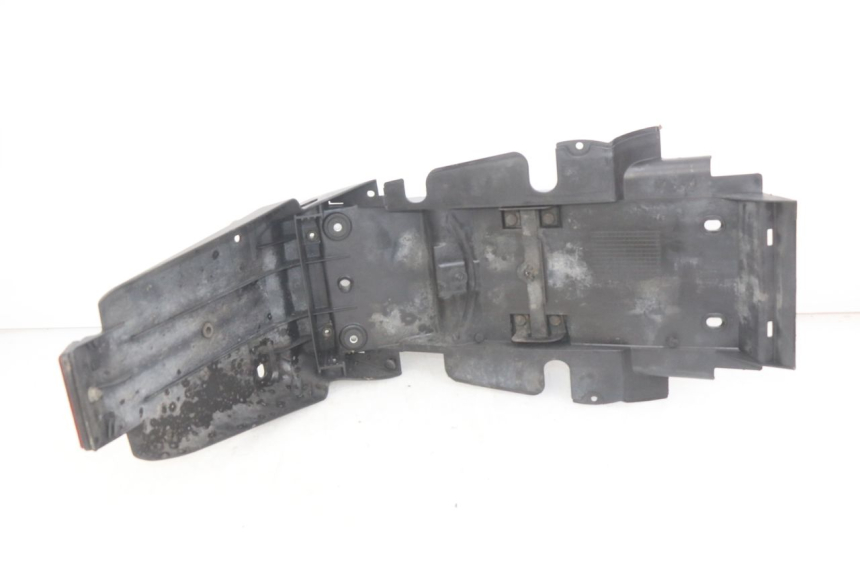 photo de ACHTERWIELBEUGEL DAELIM VJ ROADWIN FI 125 (2008 - 2017) - Detail van het onderdeel