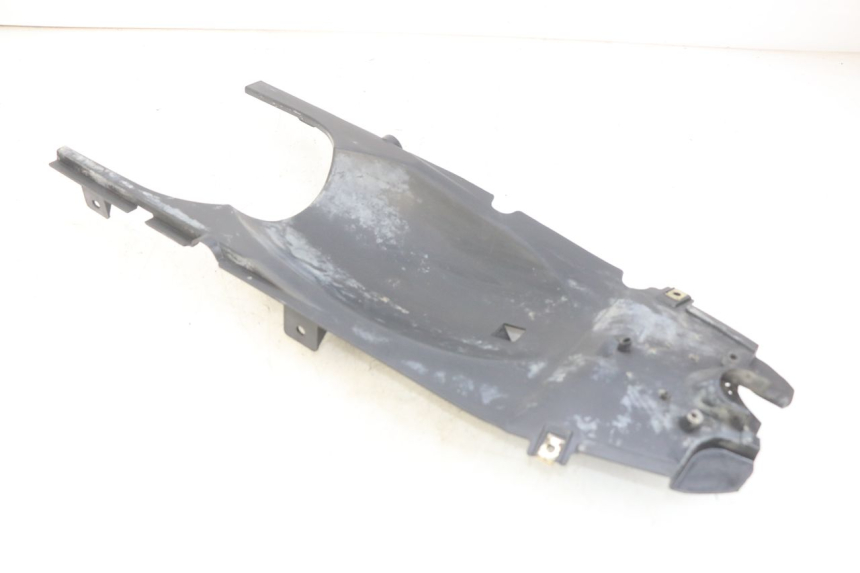 photo de ACHTERWIELBEUGEL SYM WOLF SB 125 (2011 - 2018) - Detail van het onderdeel