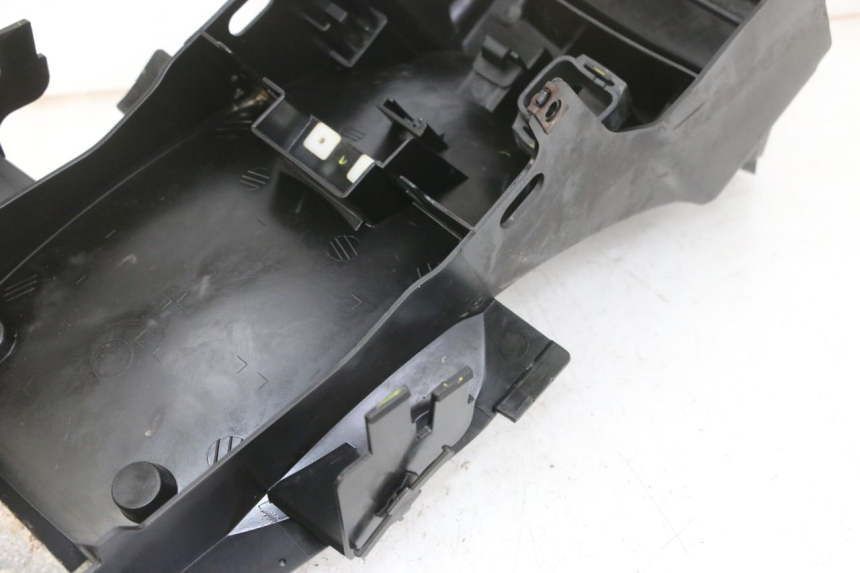 photo de ACHTERWIELBEHUIZING YAMAHA XJ6 ABS 600 (2008 - 2016) - Gecontroleerd onderdeel