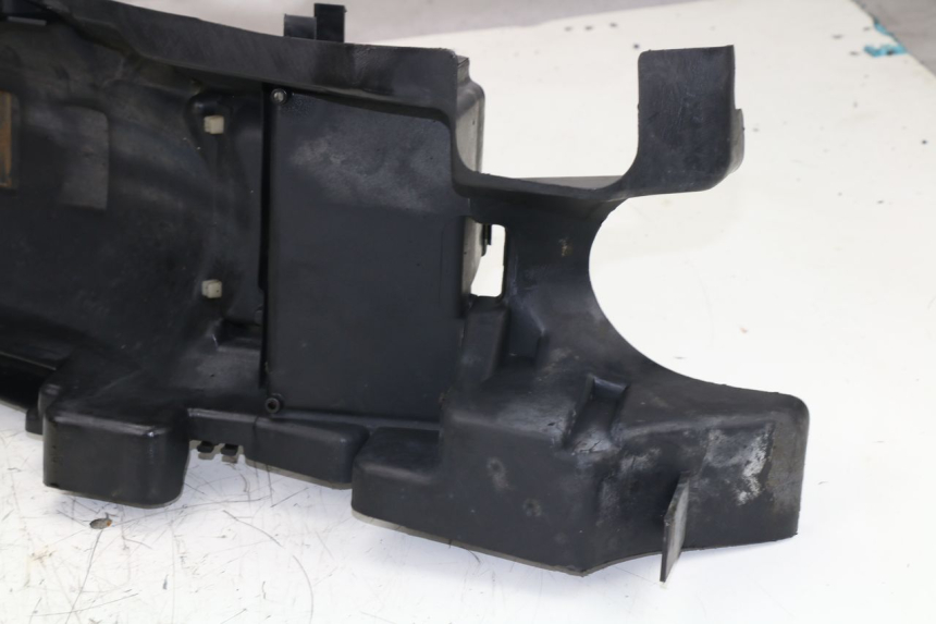 photo de ACHTERWIELBEUGEL YAMAHA XJS DIVERSION 600 (1997 - 1999) - Overzicht