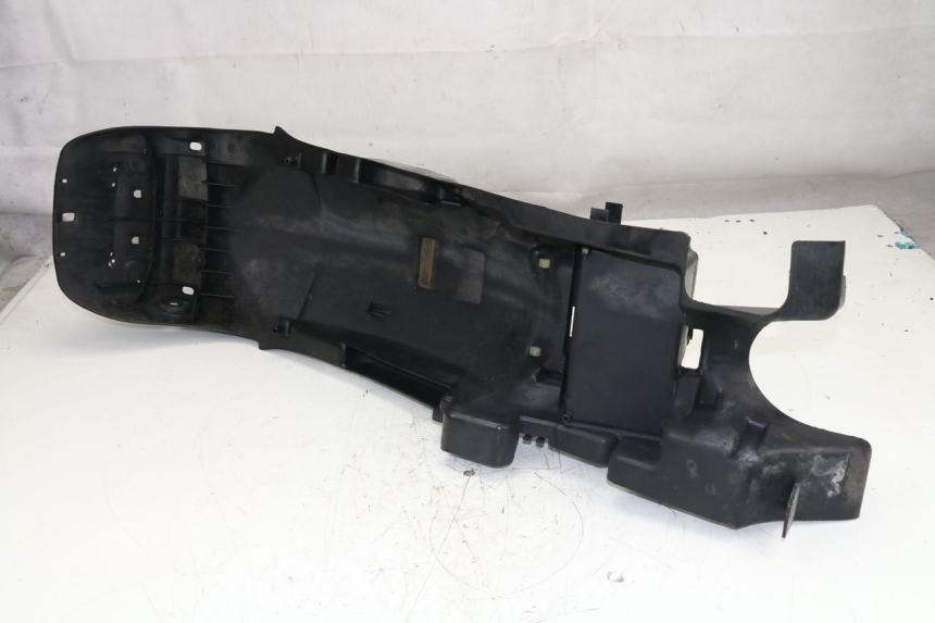photo de ACHTERWIELBEUGEL YAMAHA XJS DIVERSION 600 (1997 - 1999) - Bevestigingspunten