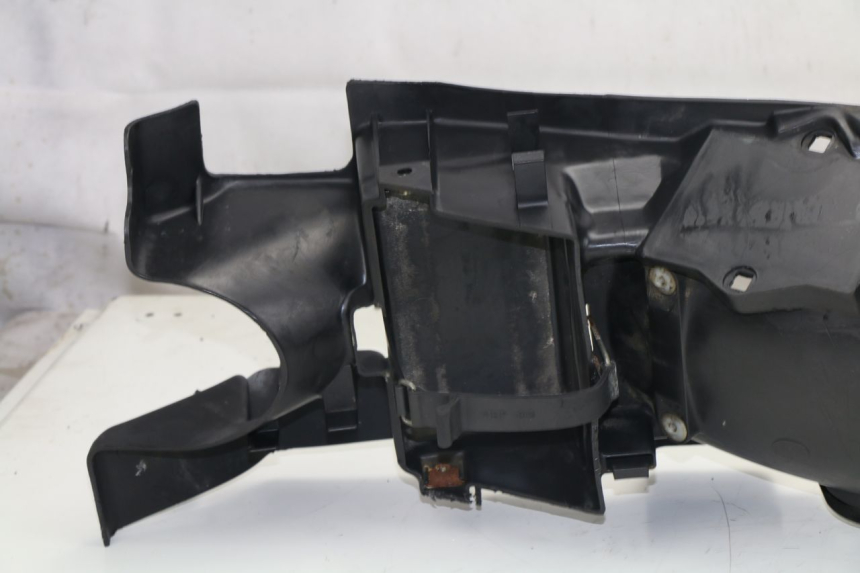 photo de ACHTERWIELBEUGEL YAMAHA XJS DIVERSION 600 (1997 - 1999) - Markeringen en referenties