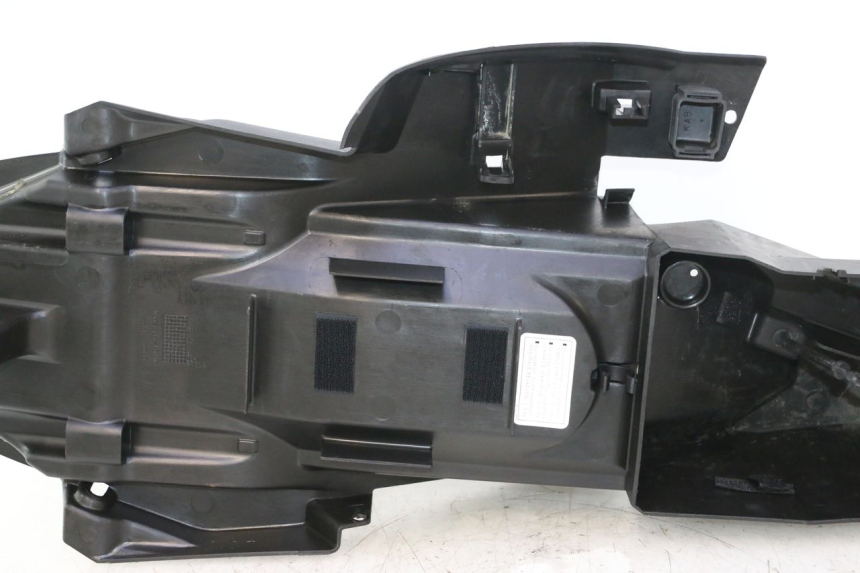 photo de ACHTERWIELDOORGANG HONDA XLV VARADERO 125 (2007 - 2012) - Kenmerkende details