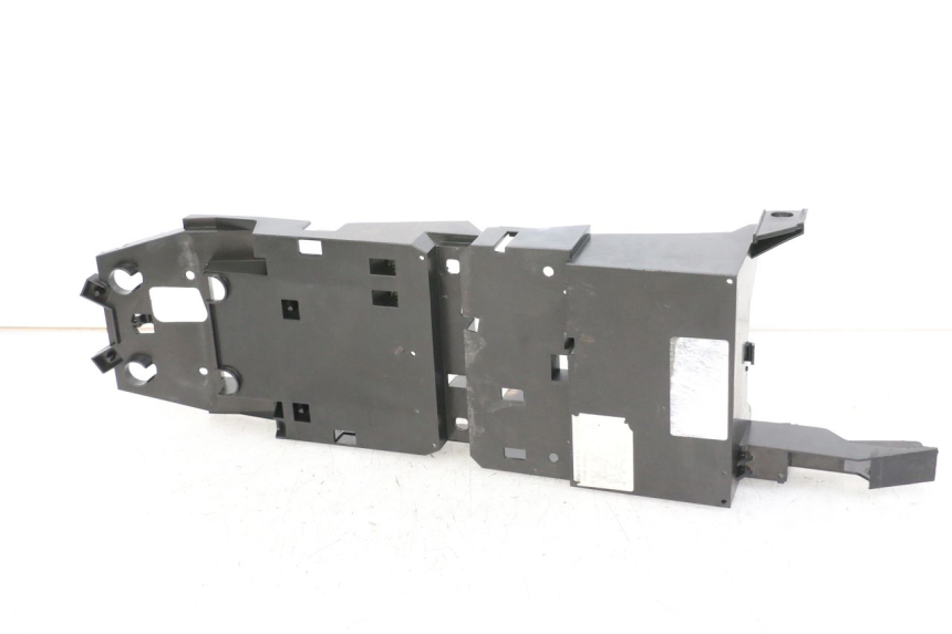 photo de ACHTERWIELBEUGEL YAMAHA FZ1 FAZER 1000 (2007 - 2009) - Zoom op gebruiksstaat