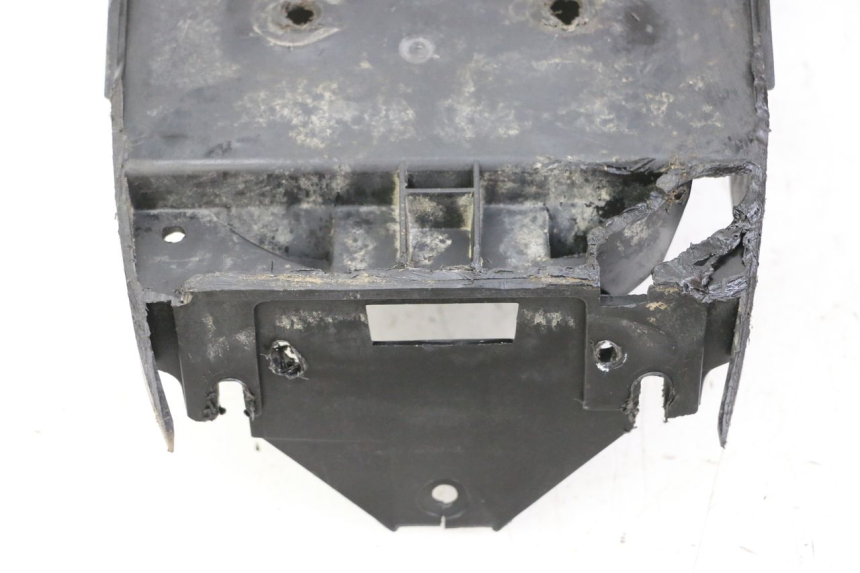 photo de ACHTERWIELBEUGEL YAMAHA TZR 50 (2008 - 2016) - Markeringen en referenties