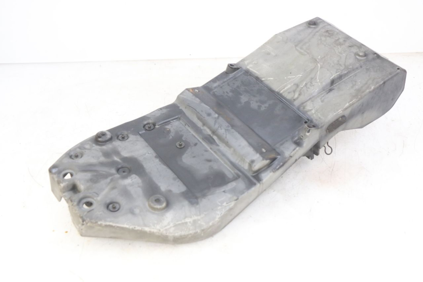 photo de ACHTERWIELBEUGEL KAWASAKI Z 750 (2007 - 2013) - Detail van het onderdeel