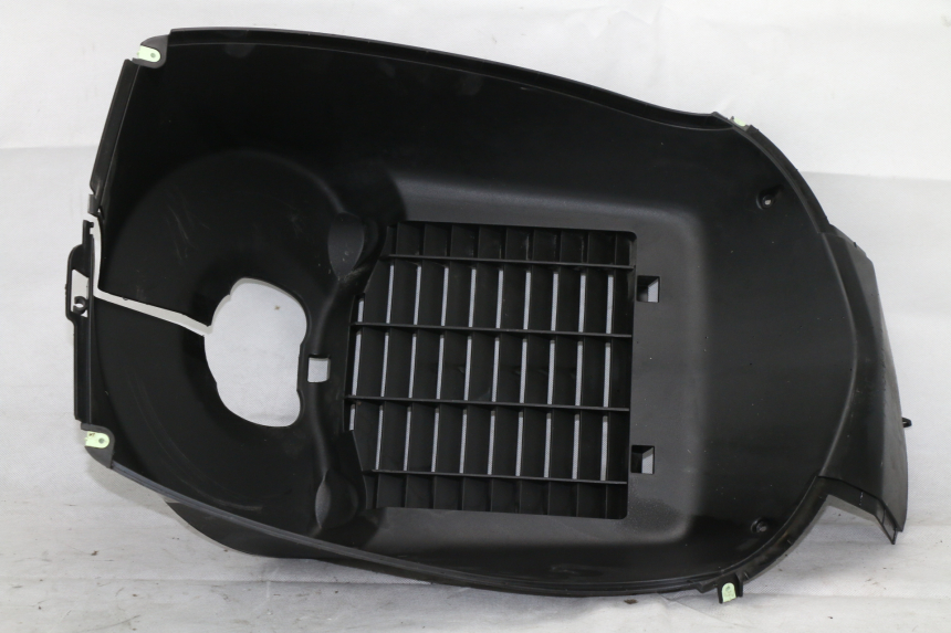 photo de VOORWIELBEUGEL PEUGEOT SATELIS COMPRESSOR K15 125 (2006 - 2009) - Zoom op gebruiksstaat