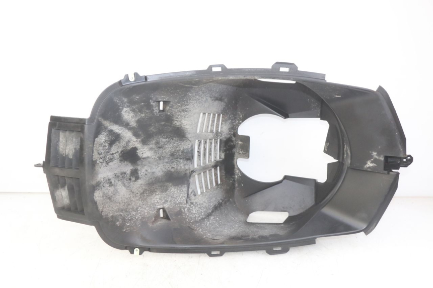 photo de VOORWIELBEHUIZING PEUGEOT CITYSTAR 125 (2011 - 2017) - Hoofdaanzicht