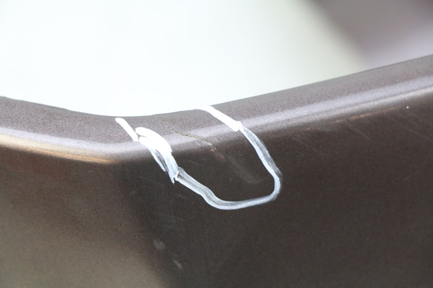 photo de VOORWIELBEUGEL PEUGEOT KISBEE 2T 50 (2010 - 2017) - Bevestigingspunten