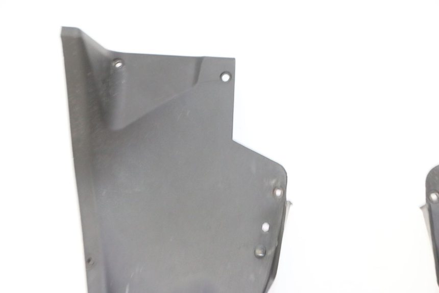 photo de VOORWIELBEHUIZING PIAGGIO MP3 RL 250 (2006 - 2010) - Gecontroleerd onderdeel