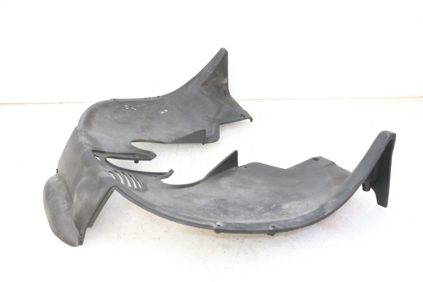 photo de VOORWIELBEUGEL PIAGGIO MP3 500 (2011 - 2015) - Bevestigingspunten