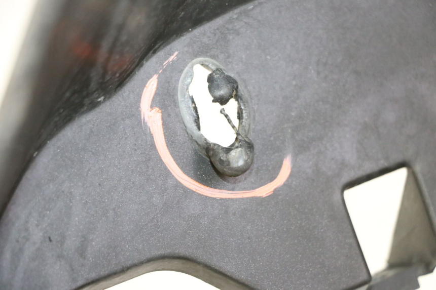 photo de VOORWIELBEUGEL PIAGGIO NEW TYPHOON 50 (2010 - 2017) - Bevestigingspunten