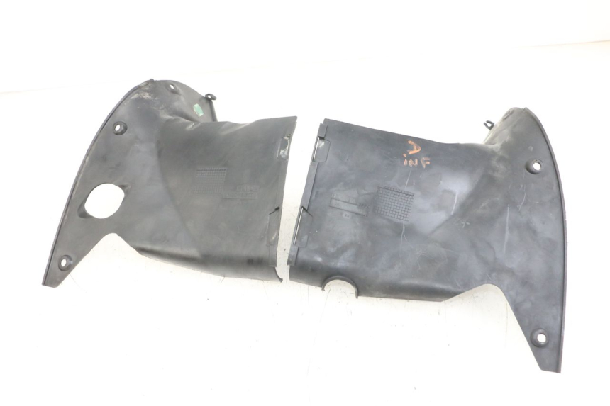 photo de VOORWIELBEHUIZING HONDA NTV DEAUVILLE 650 (1998 - 2001) - Zoom op gebruiksstaat