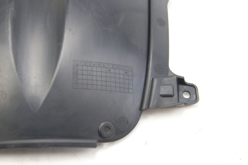 photo de VOORWIELBEUGEL SUZUKI SIXTEEN 125 (2008 - 2010) - Bevestigingspunten