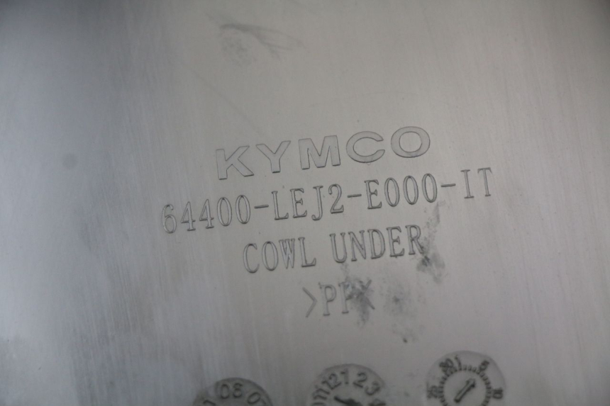 photo de VOORWIELBEUGEL KYMCO SUPER 8 125 (2008 - 2015) - Staat van het oppervlak