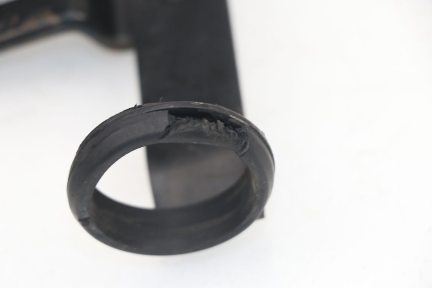 photo de KOPLAMPBEUGEL SUZUKI DR DJEBEL 600 (1985 - 1990) - Technische close-up