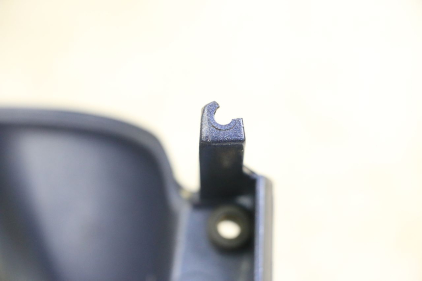 photo de KOPLAMPBEUGEL APRILIA SCARABEO GT 125 (1999 - 2007) - Technische close-up