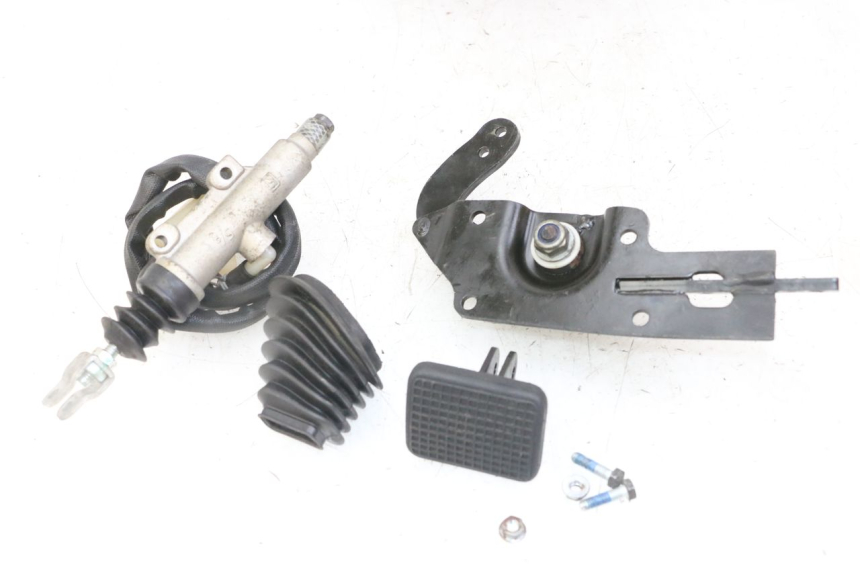 photo de REMMENPAEDAAL PIAGGIO IE MP3 YOURBAN 300 (2011 - 2016) - Andere kijkhoek