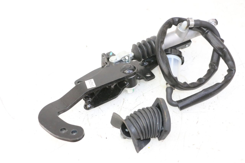 photo de REMMENPAEDAAL PIAGGIO MP3 HPE 310 (2024 - 2025) - Bevestigingspunten