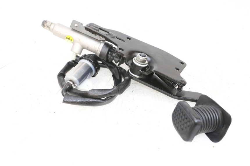 photo de REMMENPAEDAAL PIAGGIO MP3 HPE 300 (2019 - 2026) - Hoofdaanzicht