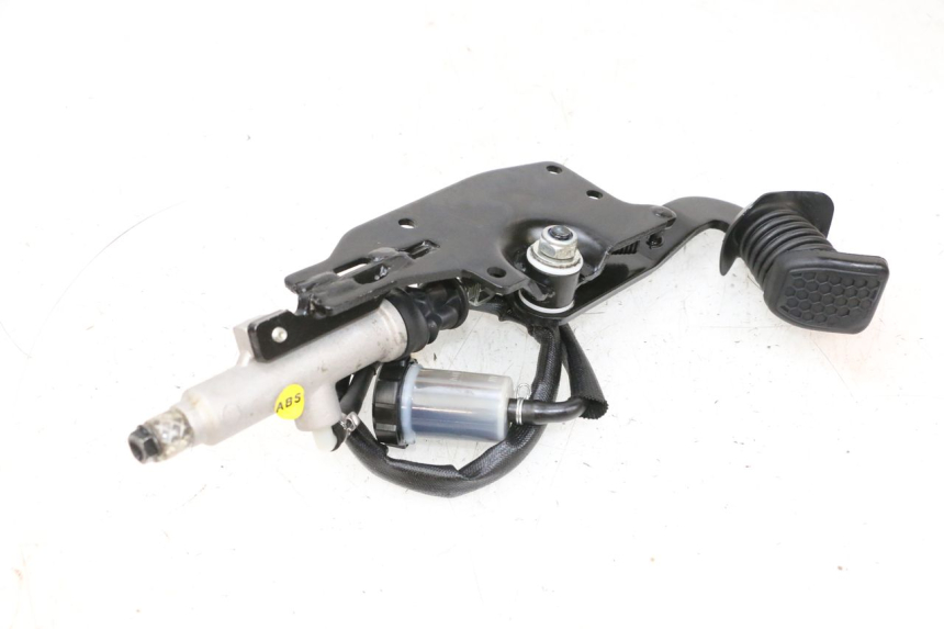 photo de REMMENPAEDAAL PIAGGIO MP3 HPE 300 (2019 - 2026) - Technische close-up