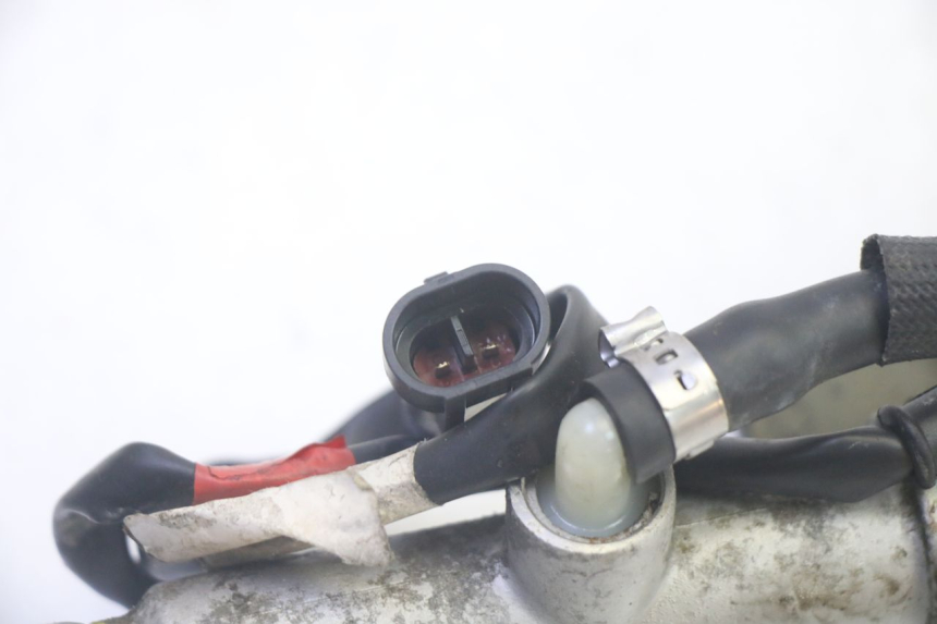 photo de REMMENPAEDAAL PIAGGIO MP3 RL 250 (2006 - 2010) - Zoom op gebruiksstaat