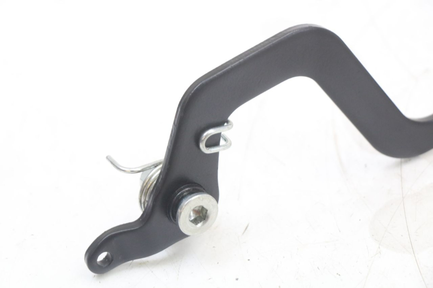 photo de REMMENPAEDAAL ROYAL ENFIELD SCRAM 411 (2022 - 2024) - Detail van het onderdeel