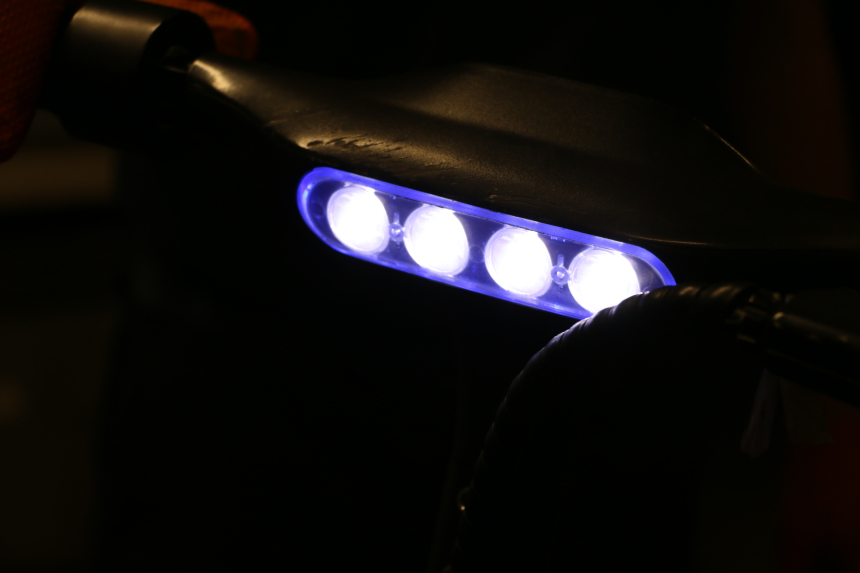 photo de VOORKOPLAMP URBANGLIDE 100XS 1 - Staat van het oppervlak