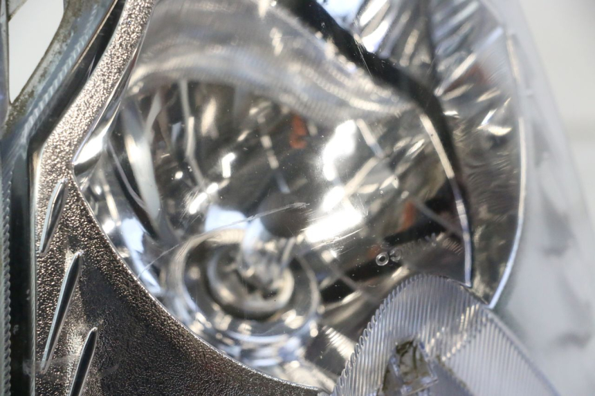 photo de VOORKOPLAMP KYMCO AGILITY 16+ 4T 50 (2018 - 2023) - Detailaanzicht