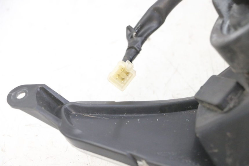 photo de VOORKOPLAMP KYMCO AGILITY 4T 50 (2005 - 2018) - Zoom op gebruiksstaat