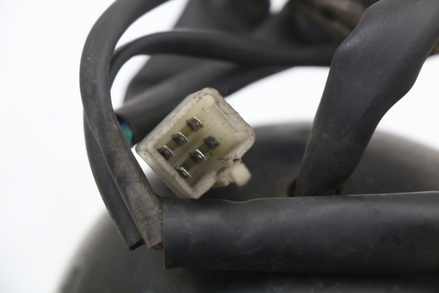 photo de VOORKOPLAMP KYMCO AGILITY CARRY 50 (2011 - 2020) - Bevestigingspunten