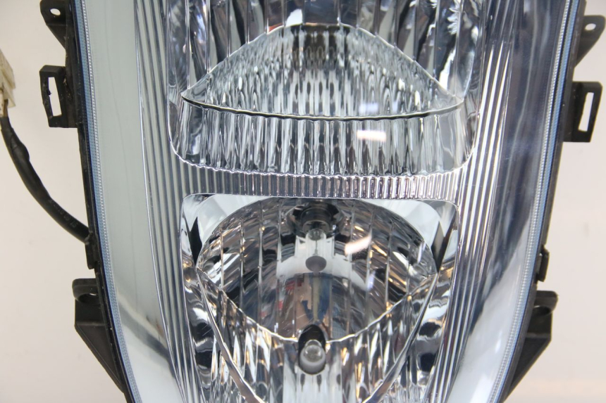 photo de VOORKOPLAMP ECCITY ARTELEC 670 1 (2013 - 2017) - Zoom op gebruiksstaat