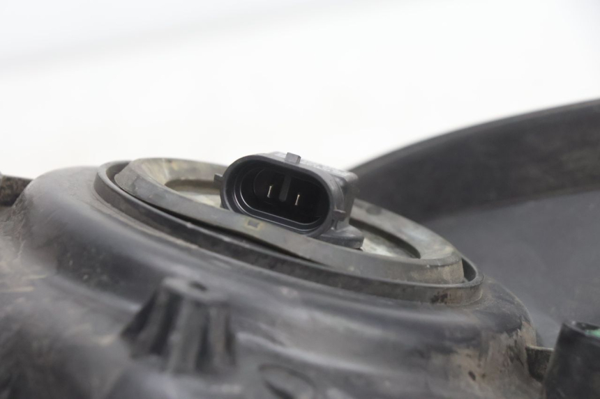 photo de VOORKOPLAMP APRILIA ATLANTIC S 125 (2010 - 2013) - Markeringen en referenties
