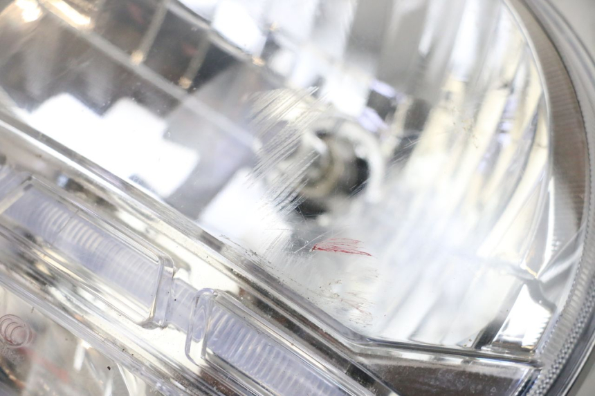 photo de VOORKOPLAMP MAG POWER BOMBERS 4T 50 (2016 - 2026) - Andere kijkhoek