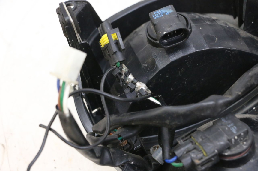 photo de VOORKOPLAMP MAG POWER BOMBERS 4T 50 (2016 - 2026) - Markeringen en referenties