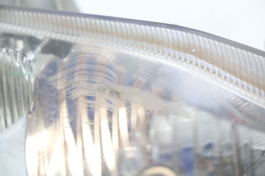 photo de VOORKOPLAMP SUZUKI BURGMAN 125 (2007 - 2014) - Zoom op componenten