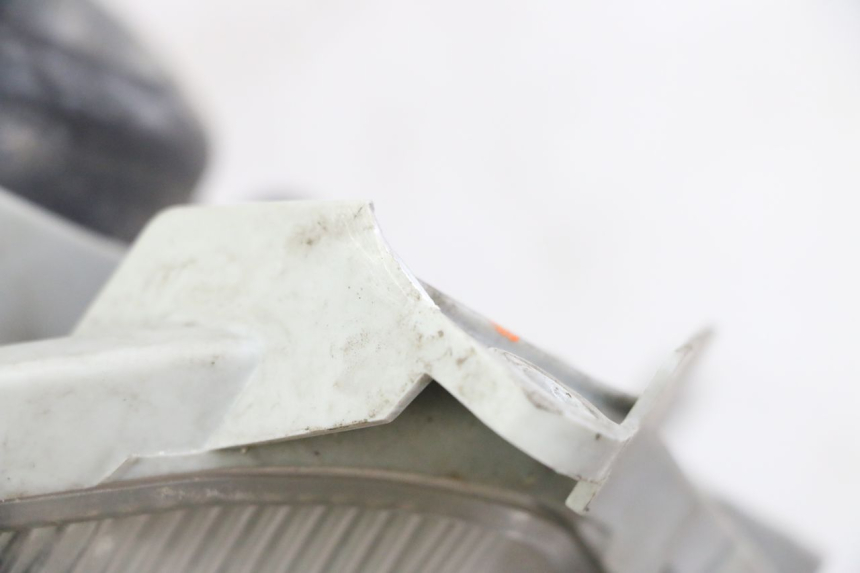 photo de VOORKOPLAMP SUZUKI BURGMAN 125 (2007 - 2014) - Detail van het onderdeel