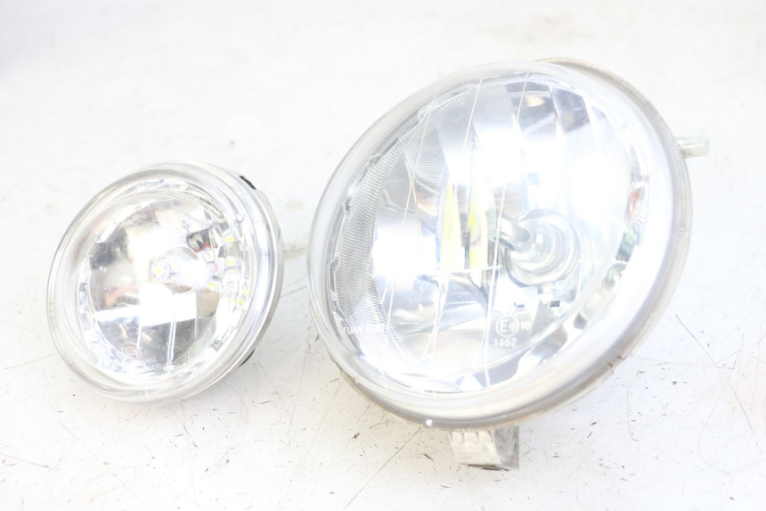 photo de VOORKOPLAMP YAMAHA BW'S BWS 125 (2010 - 2013) - Hoofdaanzicht