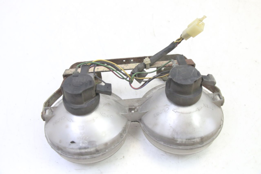 photo de KOPLAMP VOORZIJDE YAMAHA BW'S 100 (1999 - 2002) - Bevestigingspunten