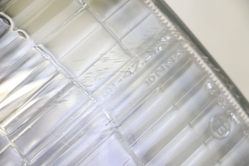 photo de VOORKOPLAMP HONDA CBR F SC25 1000 (1989 - 1992) - Zoom op gebruiksstaat