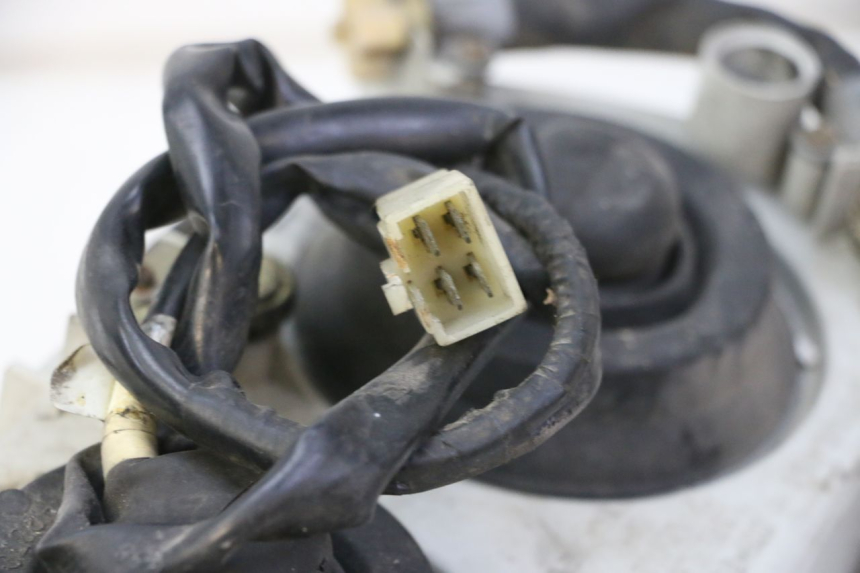 photo de VOORKOPLAMP HONDA CBR F SC25 1000 (1989 - 1992) - Bevestigingspunten