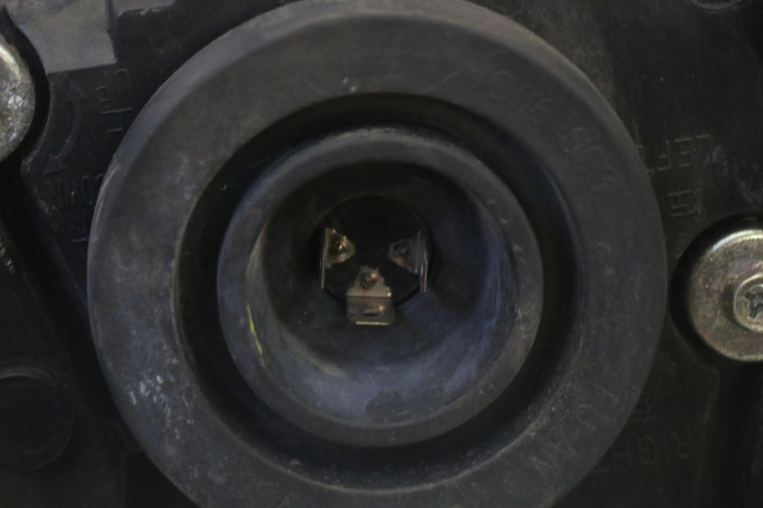 photo de VOORKOPLAMP YAMAHA CYGNUS X INJECTION 125 (2007 - 2013) - Zoom op componenten