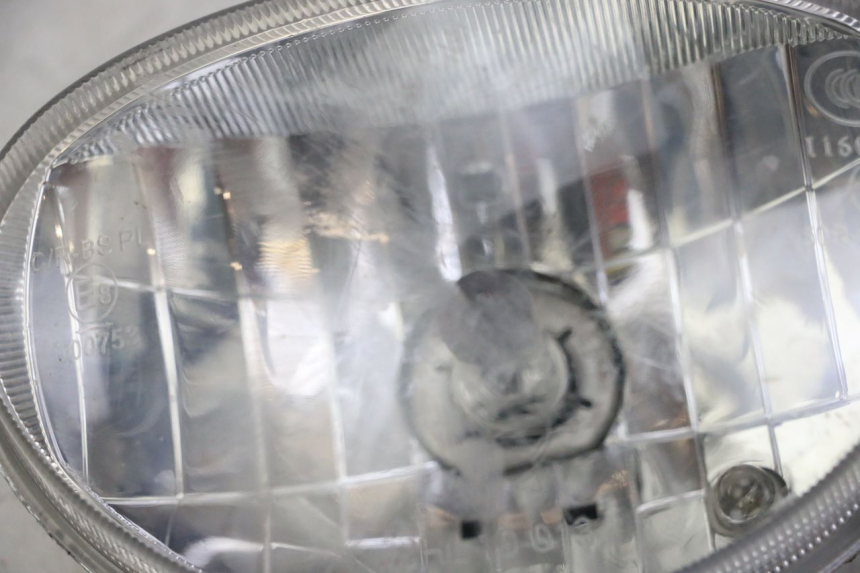 photo de VOORKOPLAMP DAELIM BESBI 125 (2007 - 2008) - Zoom op componenten