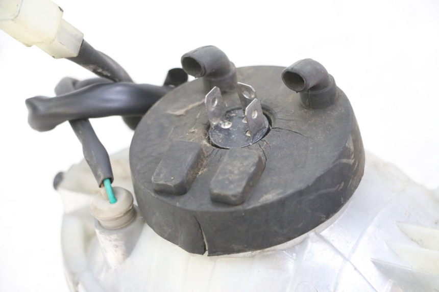 photo de VOORKOPLAMP DAELIM BESBI 125 (2007 - 2008) - Staat van het oppervlak