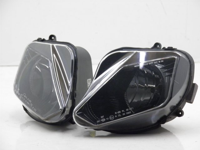 photo de VOORKOPLAMP DERBI GP MAX 250 (2006 - 2008) - Hoofdaanzicht